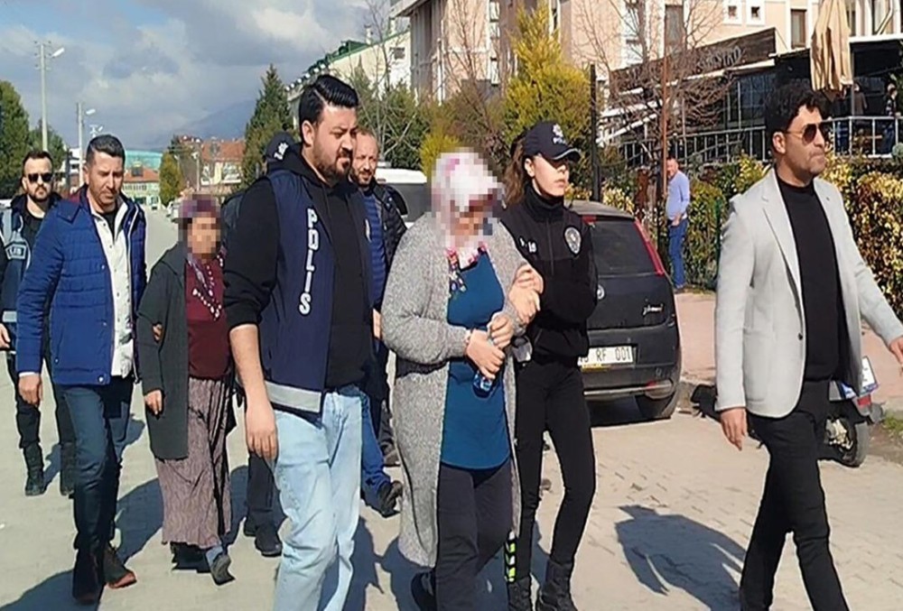 Qonşusu Tərəfindən 3 qızıl bilərzik üçün  öldürülən qadının Cəsədi Çuvalda Tapıldı